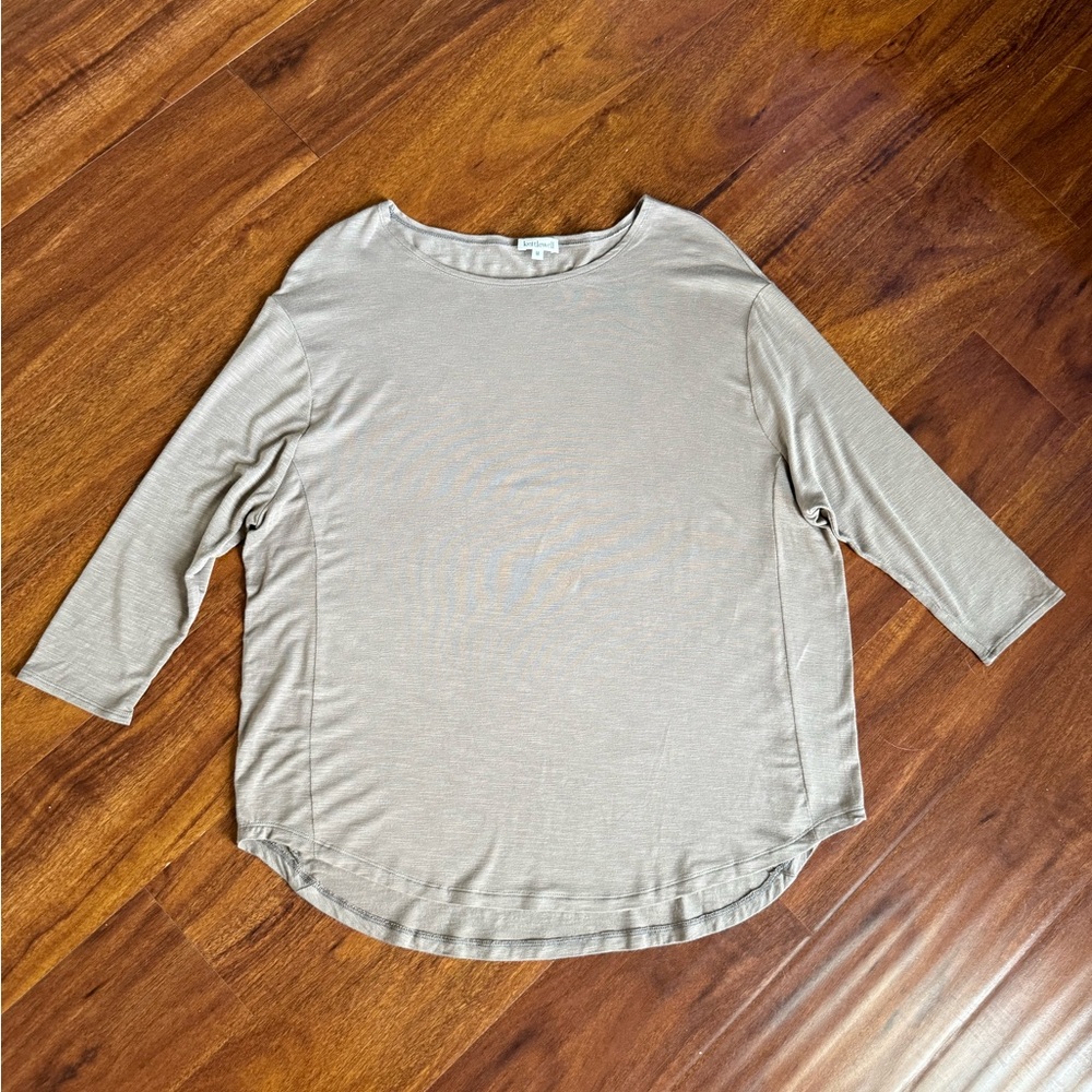 Women's Kettlewell Beige Soft Casual Top